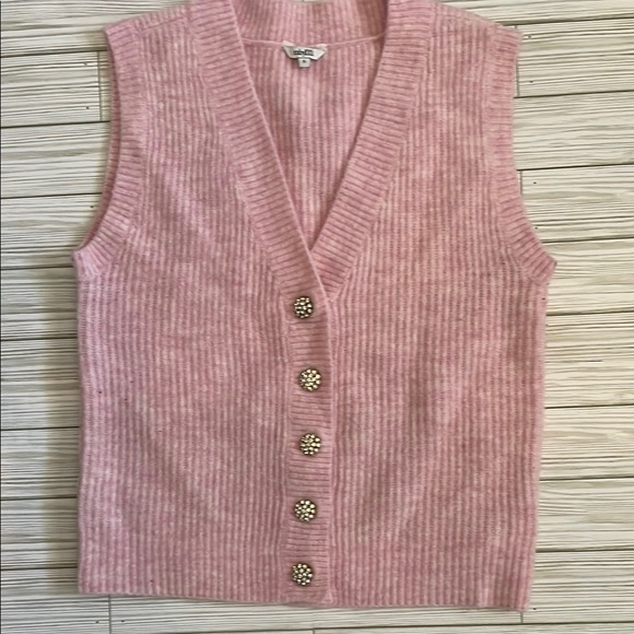 Pink Ribbed Knit Vest with Button Detail - Picture 4 of 4